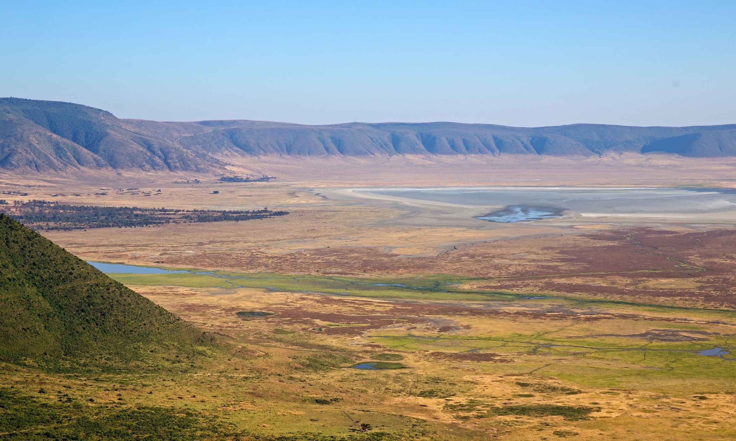 Ngorongoro Crater Great Wildebeest Migration